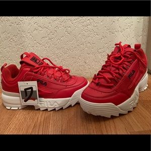 I’m selling because they were the wrong size